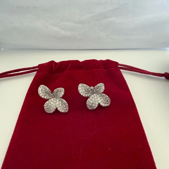 SEGRETI Petite Flower Earrings 14k LUXURY